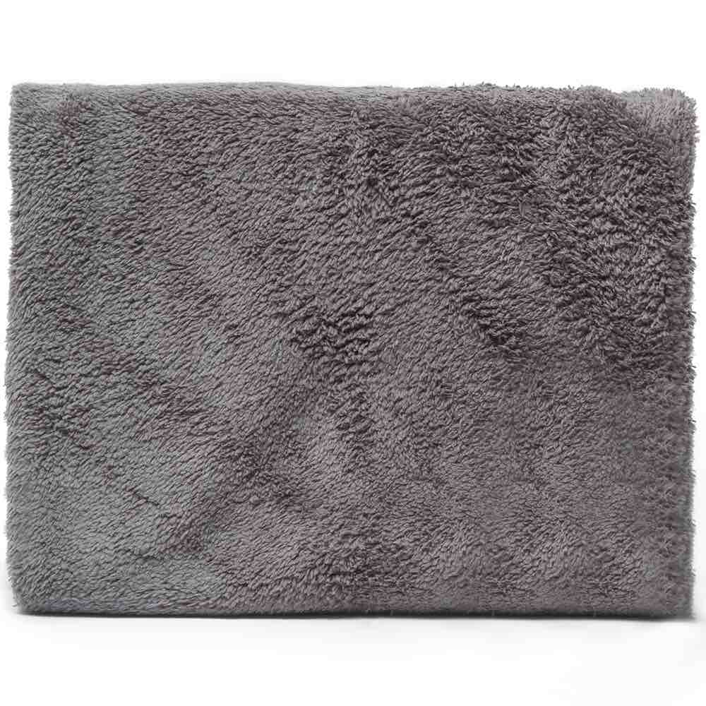 Messy Mutts Deluxe Microfiber Ultra Soft Dog Towel With Hand Pockets (Medium)