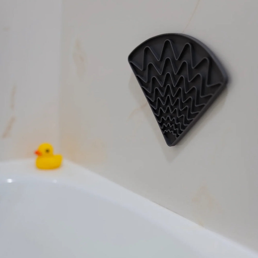 Messy Mutts Silicone Triangle Therapeutic Dog Licking Mat With Suction (Cool Grey)