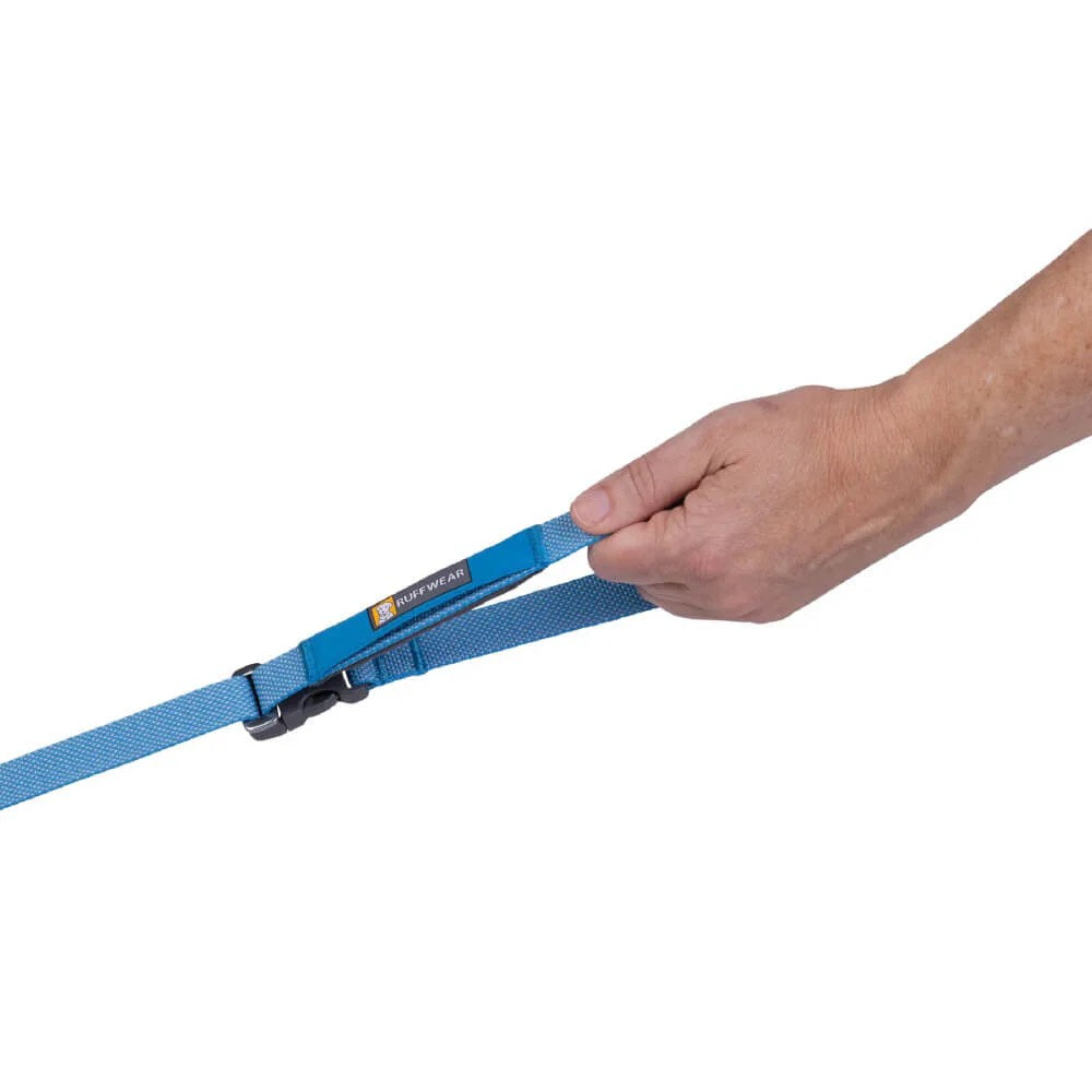 KOHE-VERSARY 10% OFF: Ruffwear Flagline Lightweight Multi-Use Dog Leash (Alpenglow Pink)