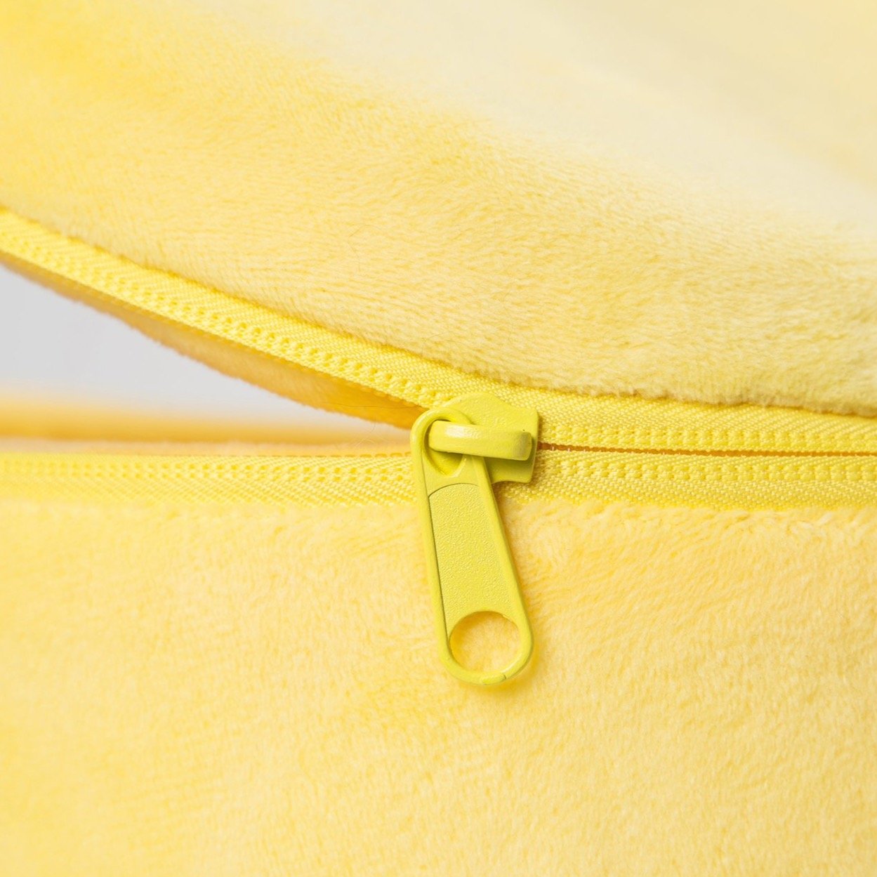 25% OFF: Pidan Pelican Cat Bed Christmas Bundle - Kohepets