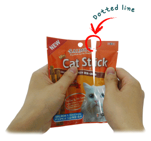 Bow Wow Mini Cat Stick in Salmon & Chicken Cat Treat 20g - Kohepets